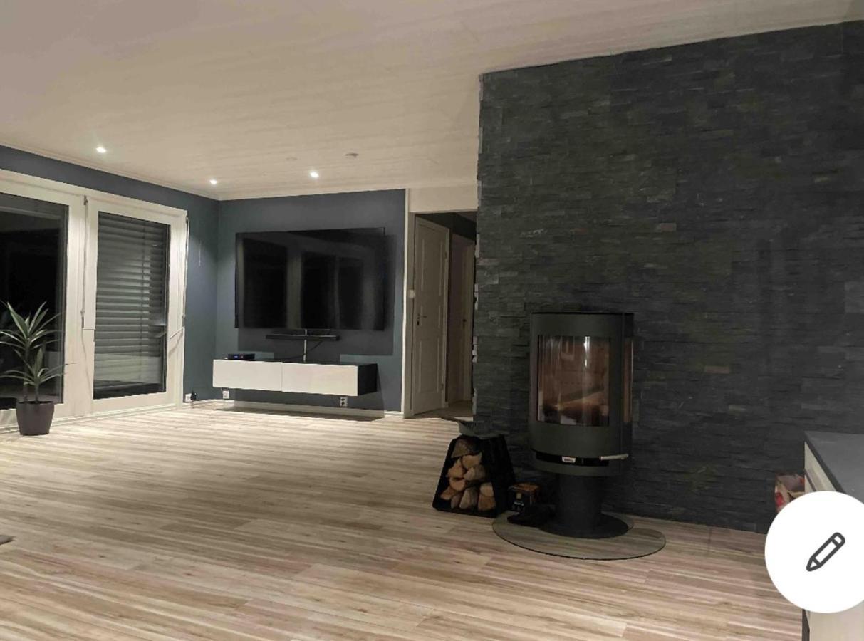 Beautiful 5-Bed Villa In Mandal Exterior photo